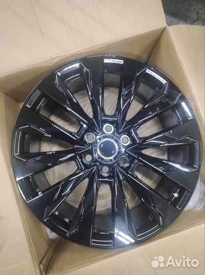 Диски на Lexus 570 22-23г r 22 6x139,7 new