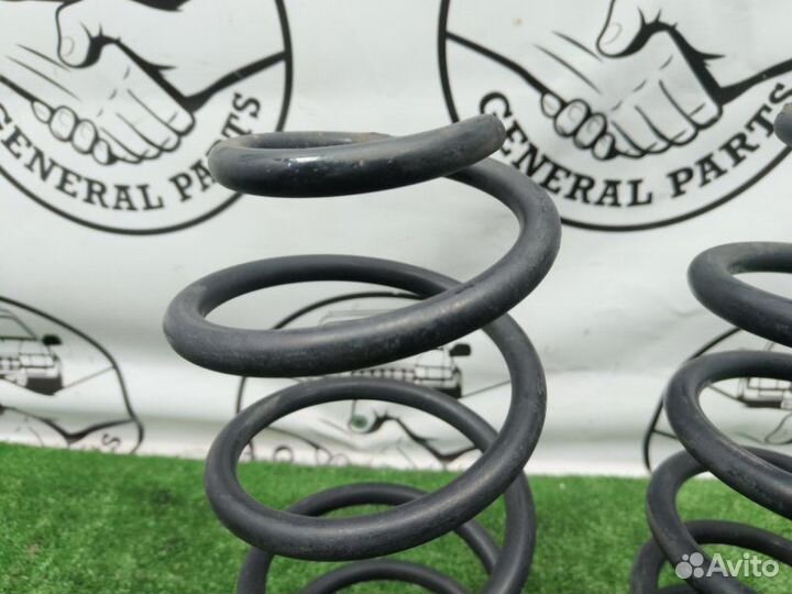 Пружина подвески Toyota Land Cruiser Prado KZJ95