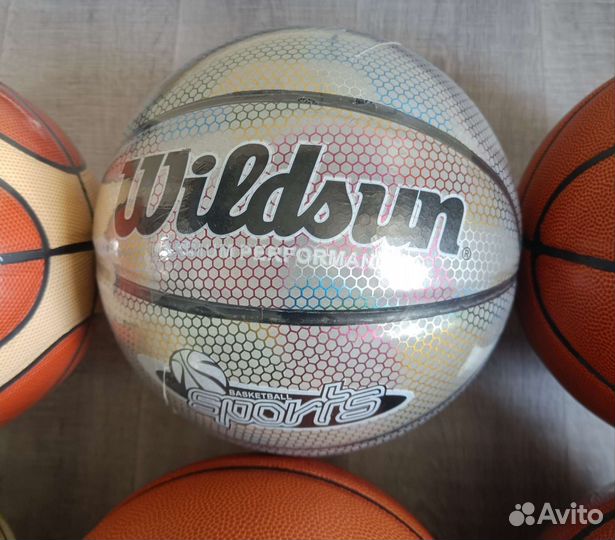 Новый баскетбольный мяч. Кожа