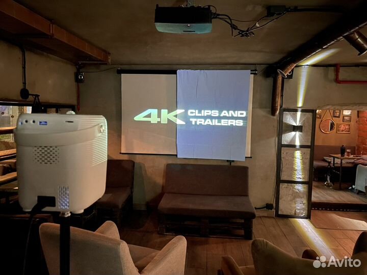 Светоотражающий экран (266x150) для проектора 120”