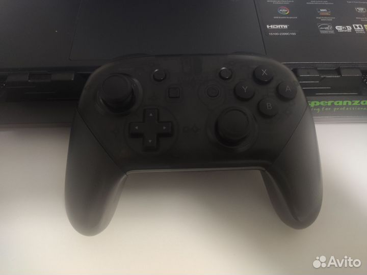 Nintendo switch Pro controller