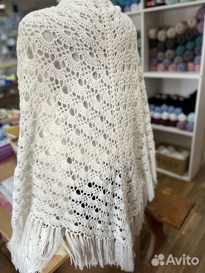 Шаль вязаная крючком