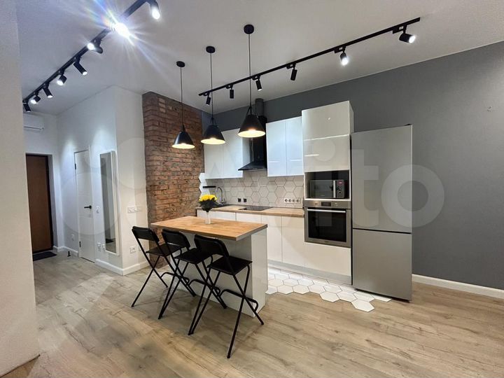 2-к. квартира, 43 м², 13/25 эт.