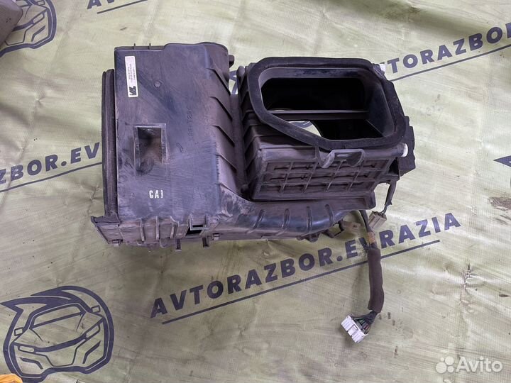 Корпус моторчика отопителя kia spectra