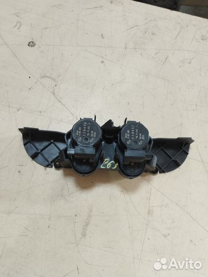 Моторчик заслонки печки BMW 7 Е65 бмв 7 Е65 Е66