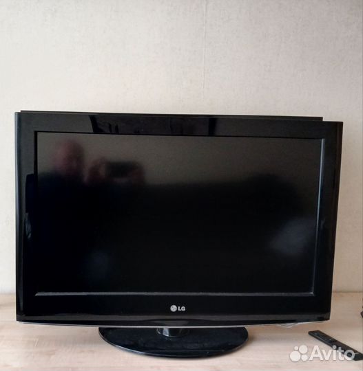 Телевизор LG 32LD420