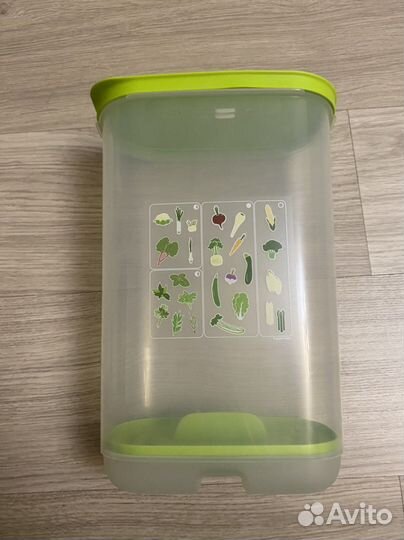 Тапервер Tupperware