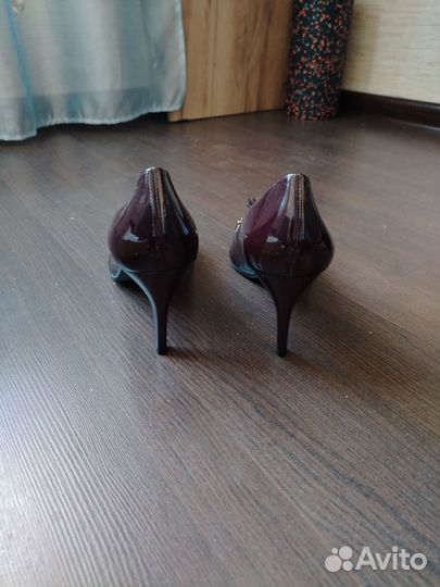 Обувь женская 40 41