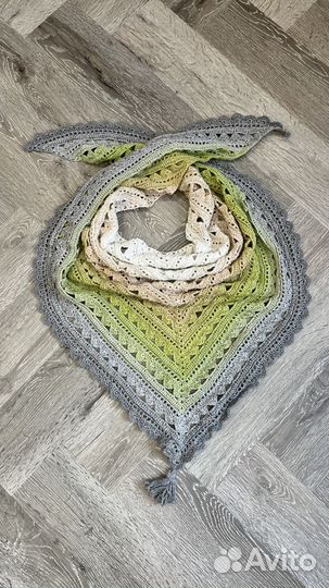 Бактус шаль платок вязаный