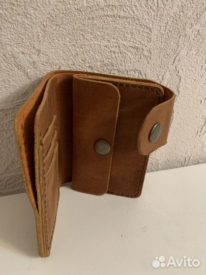 Кожаный кошелек ручной работы