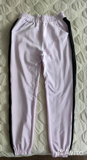 Спортивный костюм женский