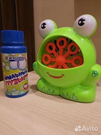 Игрушка для пускания мыльных пузырей