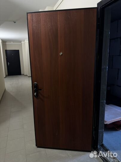 Дверь входная