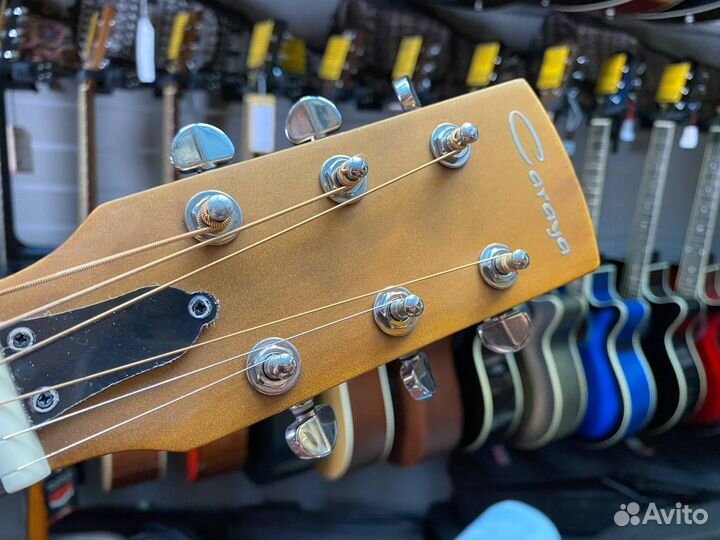 Резонаторная акустическая гитара