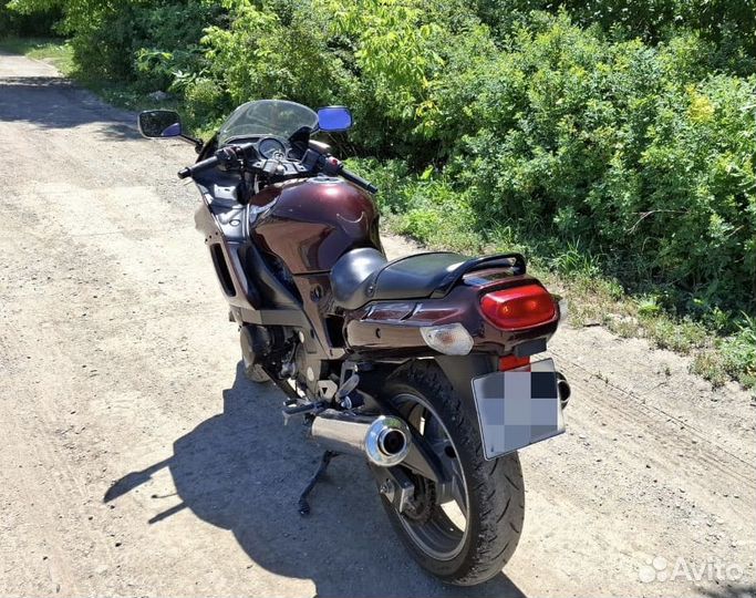 Продам Kawasaki ZZR 400-2