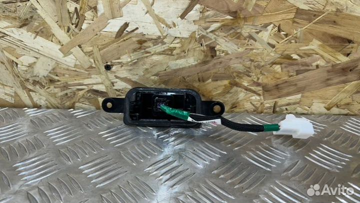 Камера заднего вида задняя Lexus Es300H axzh10