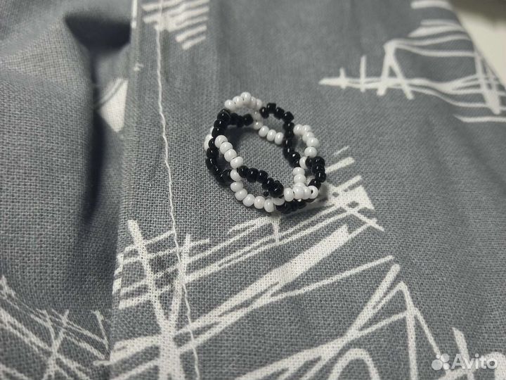 Кольцо из бисера