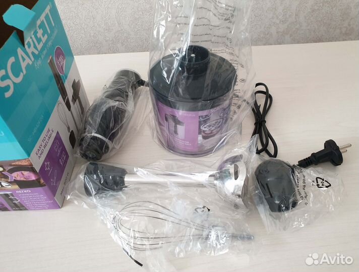 Погружной блендер Scarlett SC-HB42F08