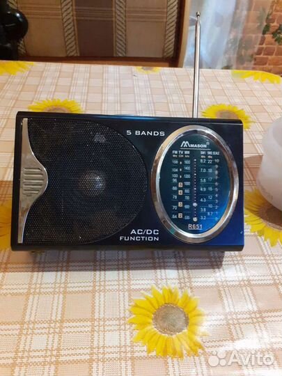 Радио приемник транзисторный