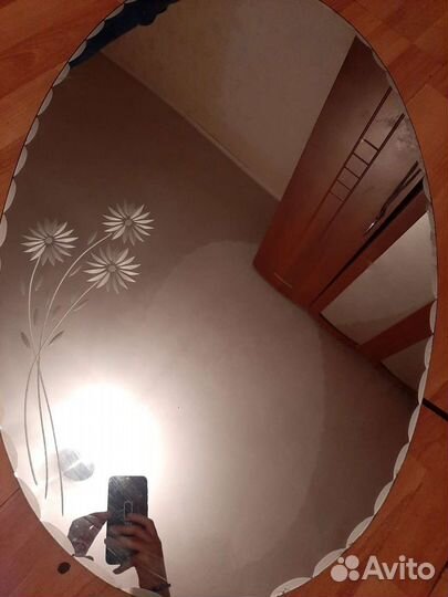 Зеркала настенные