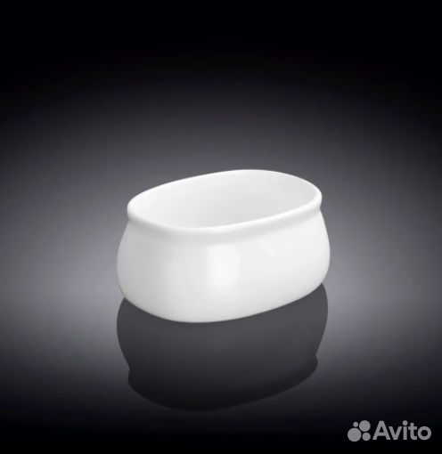 Сахарница, подставки и др.кухонная мелочь