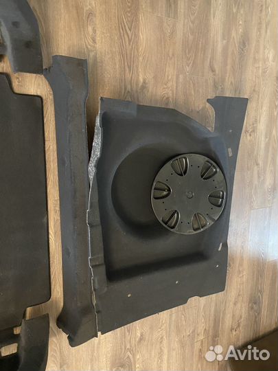 Обшивка багажника раскладной диван Mercedes W211