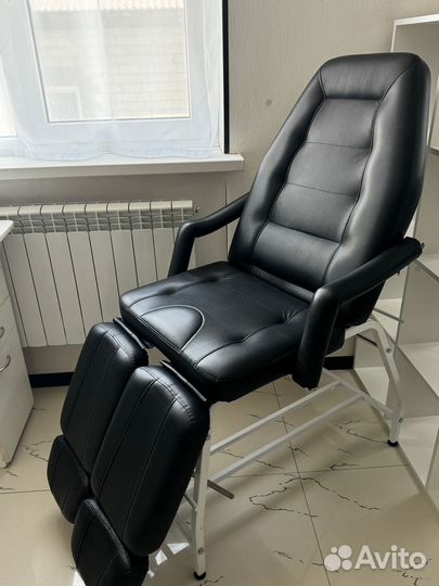 Педикюрное кресло