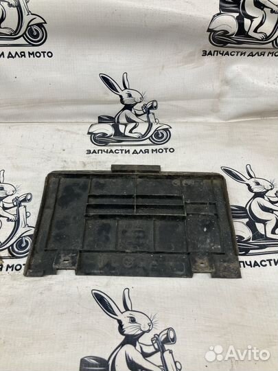 Пластик Yamaha vino bianco 125