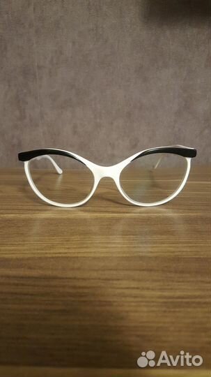 Очки диоптрии -2,5