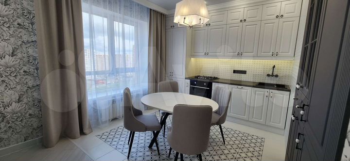 3-к. квартира, 73 м², 11/12 эт.