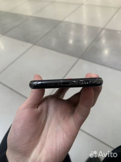 iPhone Xs, 256 ГБ