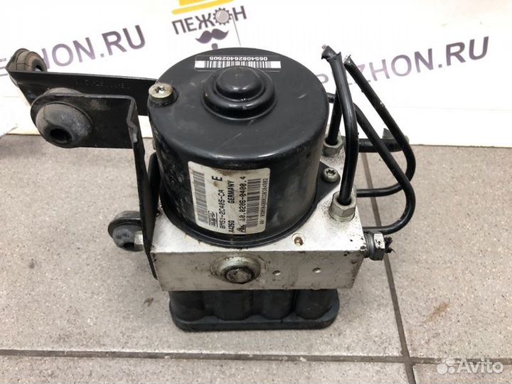 Блок ABS Ford Focus хэтчбек 5 дв. 1.6 2010