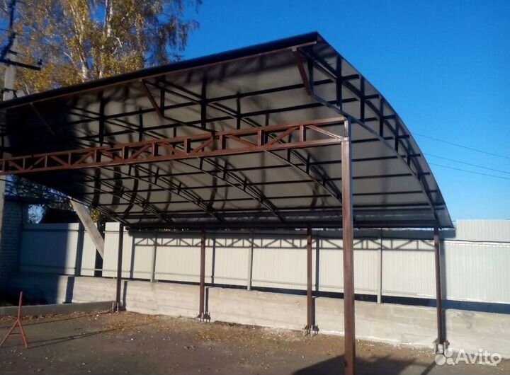Навес металлический под поликарбонатом
