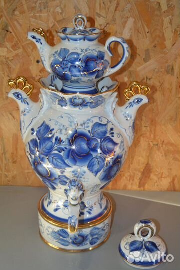 Самовары разные 8шт розовая и синяя гжель