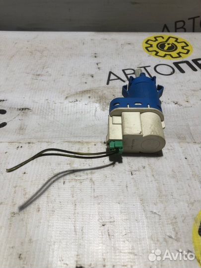 Датчик педали тормоза Ford Focus 2 sida 1.6 2008