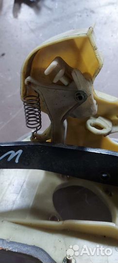 Педаль тормоза на Mercedes W140