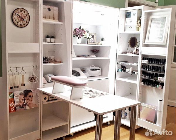 Шкаф для мастера маникюра, маникюрный стол