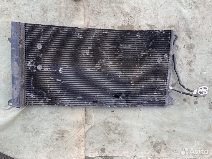 Радиатор кондиционера Audi Q7 4L