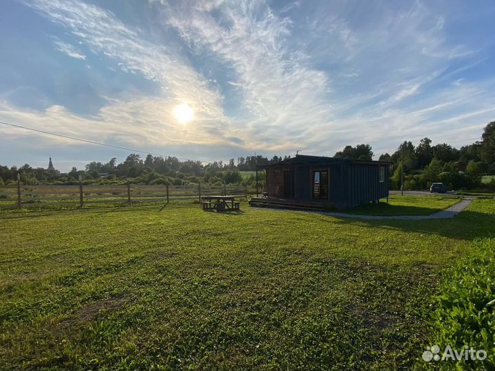 Участок с базой отдыха