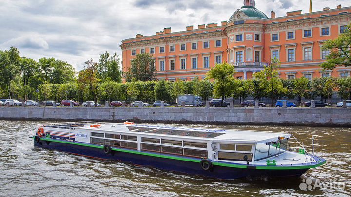 Экскурсия по рекам и каналам «Петровская Венеция»