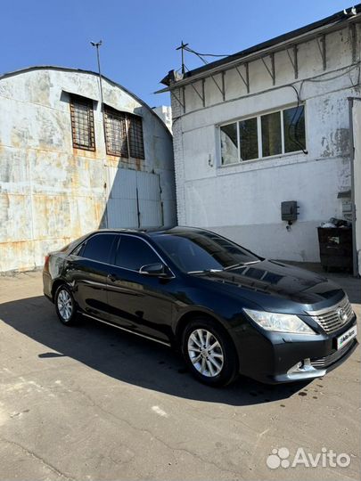 Toyota Camry 2.5 AT, 2014, 140 000 км