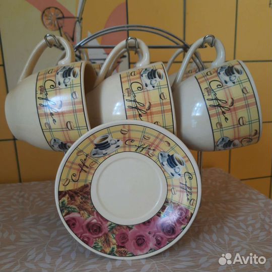 Сервиз чайный на подставке