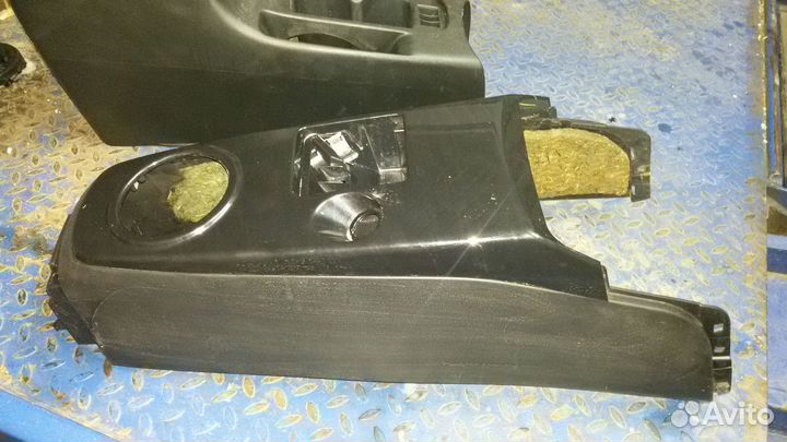 Митисубиси ланцер 9 консоль