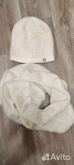 Комплект шапка, шарф (снуд)