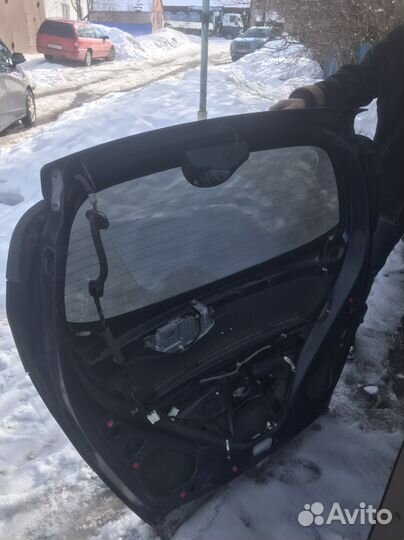 Крышка багажника Хонда Фреед