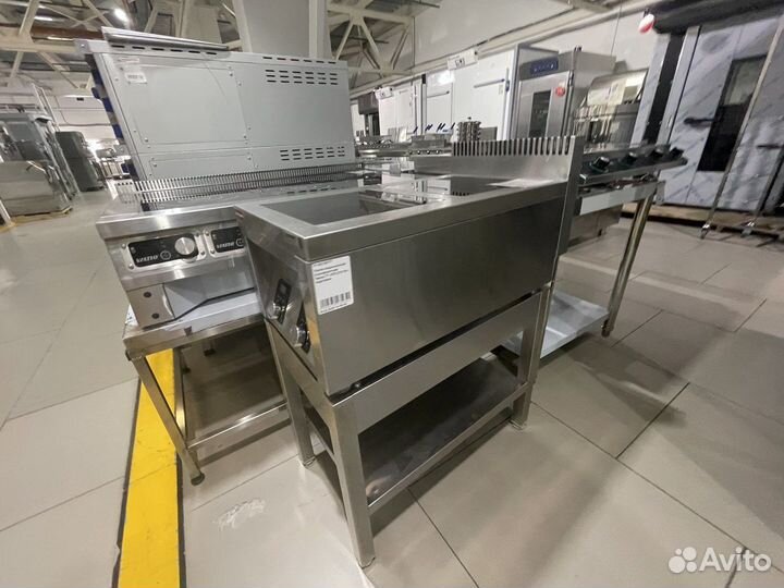 Индукционная плита 2 конфорки на подставке