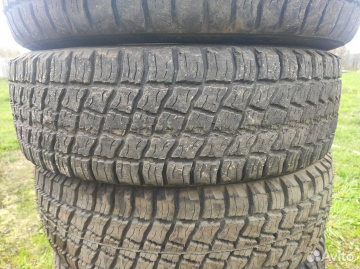 Кама Кама-219 2.25/75 R16