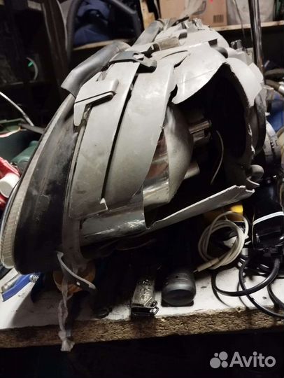 Фара правая на мерседес бенц