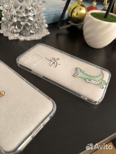 Чехол на iPhone 12 прозрачный пластик