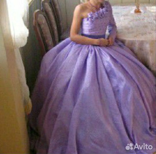 Платье свадебное. Цвет сирень